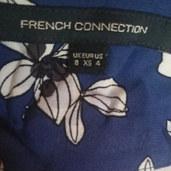 French Connection Fios Crepe Flutter Sleeve Playsuit Romper Blue White Size 4 - Picture 11 of 12